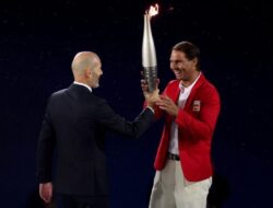 Estafet Obor Bersama Zinedine Zidane Hingga Rafael Nadal Warnai Opening Ceremony Pesta Aktivitasfisik Paris 2024