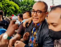 Sangat Bertolak Dibelakang Bersama Fakta Persidangan