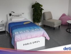 Tak Mau Tidur Di Kasur Anti Seks, Olahragawan Di Evenbesar Paris Bawa Kasur Sendiri