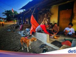 Kisah ‘Kampung Dayak’ Di Sukabumi, Hidup Nomaden Ikuti Pasang Surut Air Laut