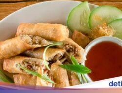 3 Resep Lumpia Ayam yang Renyah Padat Isiannya Bagi Camilan