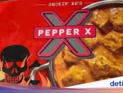 Huaah! Kari Ayam Ini Diracik Pakai Cabe Terpedas Dunia ‘Pepper X’