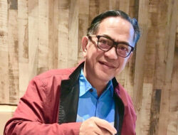 Dewi Yull Bagikan Jadwal Pemakaman Jenazah Ray Sahetapy