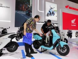 Bantuan Fluktuasi Harga Kendaraan Bermotor Roda Dua Listrik Terbit Agustus 2025