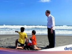 Ide Liburan Sekolah Bersama Cucu ala Jokowi: Main Hingga Pantai