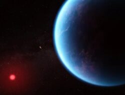 Objek Misterius Antarbintang Tertangkap Lensa Melintasi Tata Surya