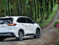 Kendaraan Pribadi Jepang Kuasai Pasar Kendaraan Pribadi Hybrid Semester I 2025