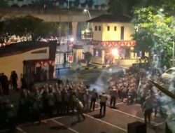 Live TikTok dan IG Diblokir, Wartawan Ditangkap Di Live YouTube Hingga Didepan Polres Jakut