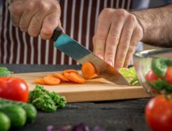 Sayuran Lebih Sehat Dimasak atau Dimakan Mentah? Cek Faktanya Hingga Sini