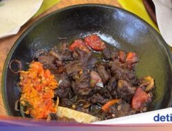 Iga Bakar yang Mutakhir Buka Di Tebet Ini Laris 30 Kg Setiap Harinya!