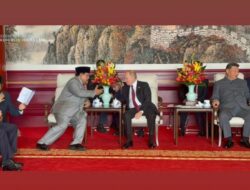 Prabowo-Putin Duduk Berdampingan Ke Parade Militer China, Asyik Ngobrol Berdua