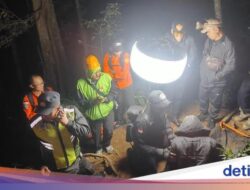2 Pendaki Dievakuasi Didalam Gunung Batukaru, Diduga Kelelahan