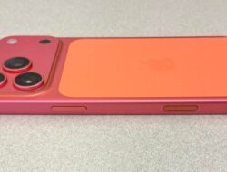 Terbaru Beli, iPhone 17 Pro Cosmic Orange Luntur Bersama Sebab Itu Pink, Netizen: Cacat Produksi!
