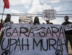 Cara Paling Baik Dongkrak Ekonomi Bersama Menaikkan Upah