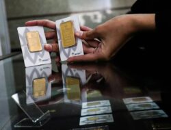 Harga Emas Antam Meredup, Turun Rp50.000 per Gram Hari Ini
