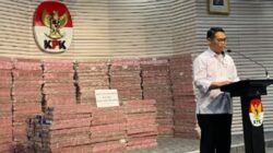 Pamerkan Uang Rp300 Miliar Pada Penyerahan Ke PT. Taspen, KPK: Bentuk Transparansi