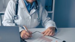 AXA Mandiri Hadirkan Proteksi Kesejajaran Ekstra, Bisa Dapat Kamar Rawat VIP