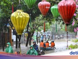 Mencekam, Turis Terjebak Hingga Kereta Tiga Hari Di Genangan Air Besar Hingga Vietnam