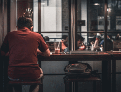 Waduh! Eksperimen Ungkap Keseringan Makan Sendiri Bisa Picu Masalah Mental-Fisik