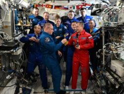 Astronot NASA Ucapkan Selamat Tinggal ISS Sesudah 245 Hari Mengorbit