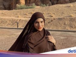 Cantiknya Davina Karamoy Foto-foto Ke Al Ula