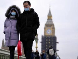 Inggris Minta Warganya Pakai Masker Lagi, Ada Apa?