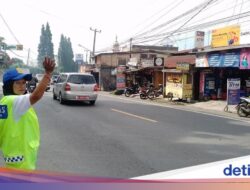 Supeltas Tak Terima Imbalan, Bantu Petugas Amankan Jalur Puncak Pada Nataru