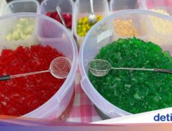 Luber! Es Teler Hingga Teko hingga Baskom Ini Sukses Bikin Ngiler