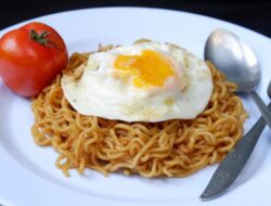 Sahur Mepet Cuma Makan Mi Instan? Ini yang Berencana Terjadi Ke Tubuh Di Puasa