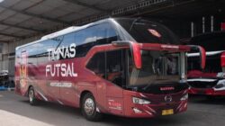 Kendaraan Angkutan Umum Mutakhir Bagong Perkuat Semangat #SatuKeluarga Timpilihan Futsal, Kepala Putri Beri Apresiasi