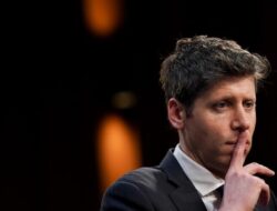 CEO OpenAI Tegaskan Pusat Data Di Luar Angkasa Tidak Masuk Akal