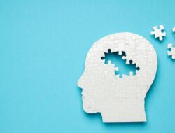 Hati-hati! 7 Hal Ini Bisa Bikin Otak Cepat ‘Menciut’ hingga Demensia Usia Muda