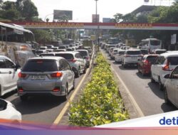 Kendaraan Membludak, Puncak Berlakukan One Way