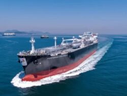 Dua Kapal Pertamina Keluar Bersama Zona Konflik Timur Di