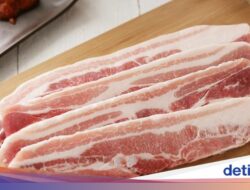 Muslim Sengaja Makan Babi Untuk Konten, Gimana Hukumnya?
