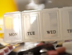 Mantan Pejabat WHO Sentil Selebriti Instagram yang Ramai Sebut TBC Bisa Dicegah Pakai Terapi Herbal