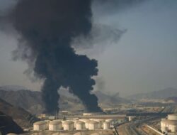 Harga Migas Dunia Melonjak 2,2%, Brent Tembus USD111 per Barel