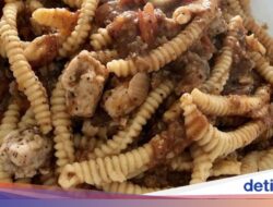 Kombinasi Minuman Paling Aneh yang Bikin Mual, Berani Coba?