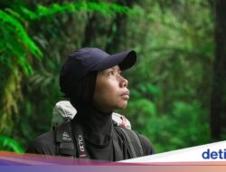 Nggak Main-main, Ini Cara Furky Syahroni Jaga Stamina Sebagai Mendaki Gunung