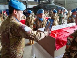 UNIFIL Gelar Upacara Penghormatan 3 Prajurit TNI yang Gugur Ke Lebanon