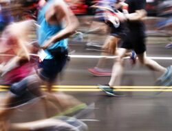 Ramai Pelari BAB Di Lomba, Kejadian Luar Biasa Runner’s Trot Beneran Ada?