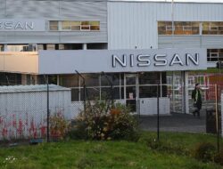 Nissan Tutup Pabrik dan Pemutusan Hubungan Kerja 900 Karyawan Di Eropa