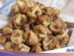 Bikin Mikir! 9 Nama Makanan Tradisional Ini Terlalu Vulgar tapi Terkenal