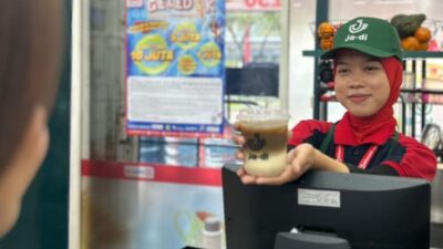 Perluas Jangkauan Minuman Berkualitas, Ja~Ke Hadir lewat Ratusan Gerai Alfamidi