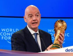 Fantastis! Bos FIFA Terbang Maraton Pada Gelar Dunia, Setara 2,5 Kali Keliling Bumi