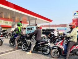 Harga Migas Dunia Kembali Tembus USD100 per Barel, Pertalite Bakal Naik?