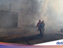 KDM Janji Bangun Lagi Rumah yang Terbakar Di Kampung Adat Ciptamulya