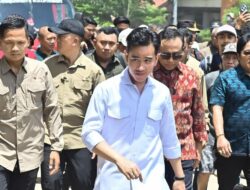 Gibran Jajal Kendaraan Bermotor Roda Dua Listrik Buatan Tangerang