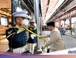 Momen Prabowo Jajal Kereta Nusantara Explorer Nan Mewah Sebagai Pertama Kali