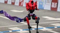 Android Humanoid Berlari Melebihi Usain Bolt Pecahkan Catatan Dunia